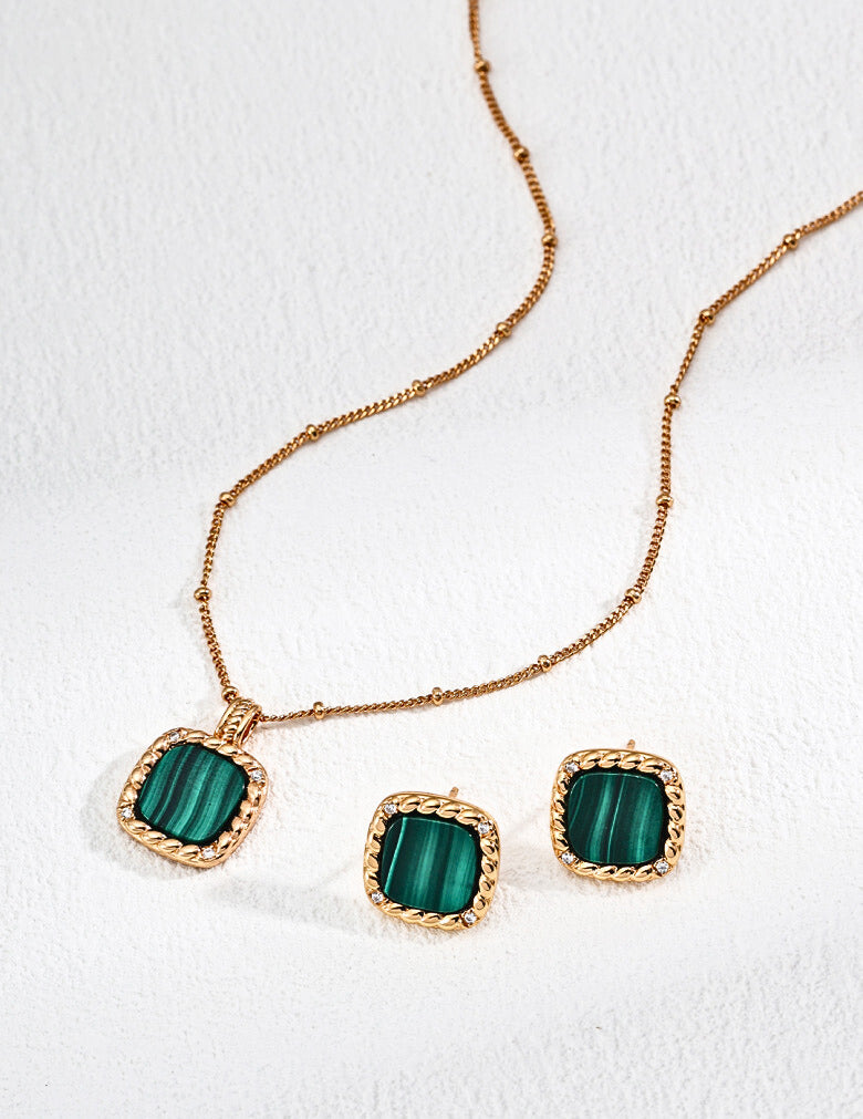 Malachite Glow Necklace