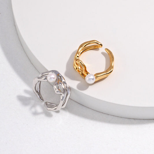 Waves of Elegance: Sterling Silver Natural Pearl Ring